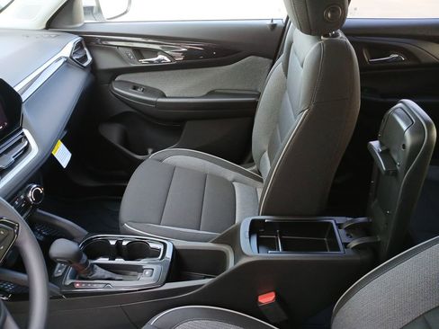 New 2026 Chevrolet TrailBlazer LT w/ Driver Confidence Package image 25