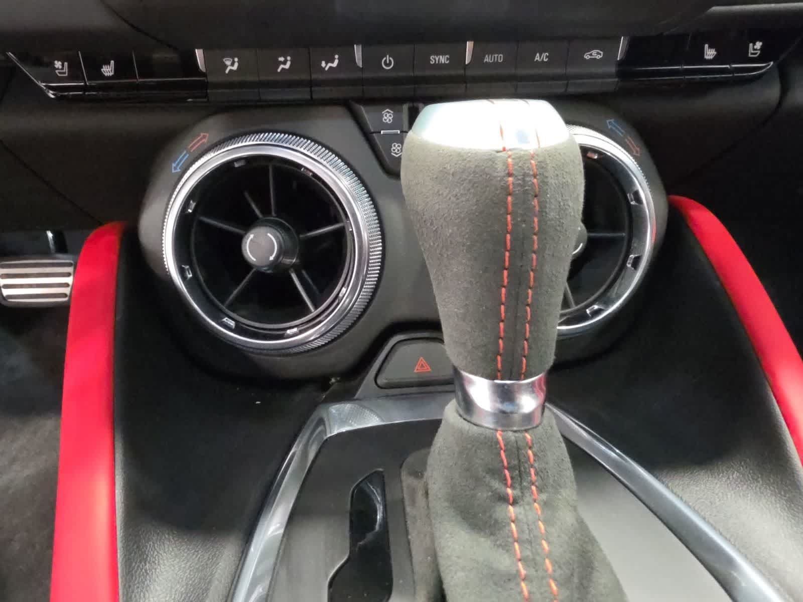 Used 2020 Chevrolet Camaro ZL1 RWD image 27