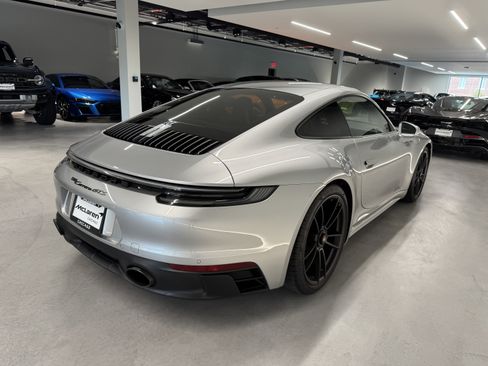 Used 2022 Porsche 911 GT3 RS image 5