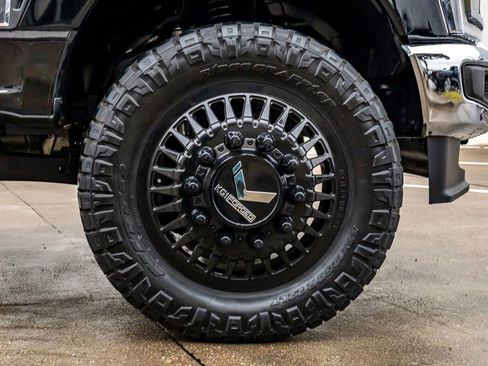 Used 2024 Ford F350 King Ranch w/ Chrome Package image 13