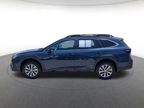 Used 2025 Subaru Outback Premium AWD/4WD image 8