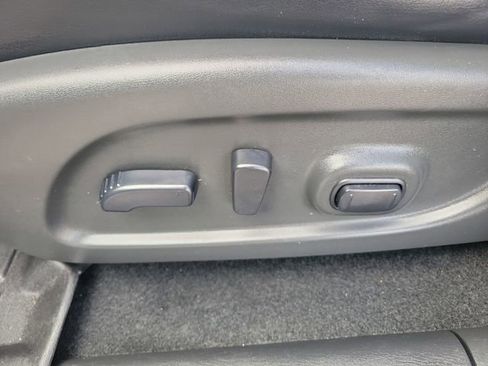 Used 2020 Nissan Pathfinder SL image 23