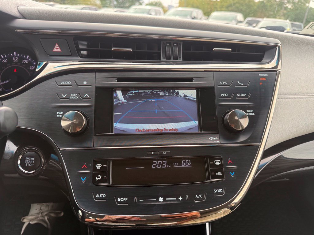 Used 2014 Toyota Avalon XLE Touring FWD image 25