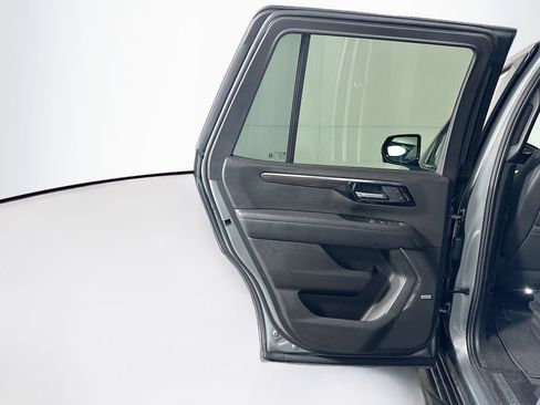 Used 2025 Chevrolet Tahoe Premier image 27