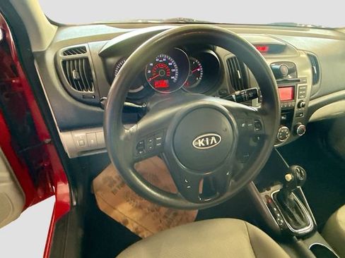 Used 2013 Kia Forte EX FWD image 12