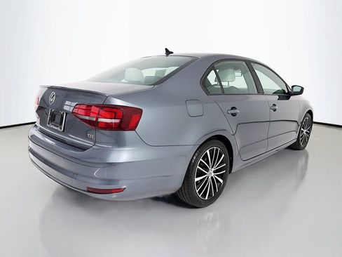 Used 2016 Volkswagen Jetta Sport FWD image 7