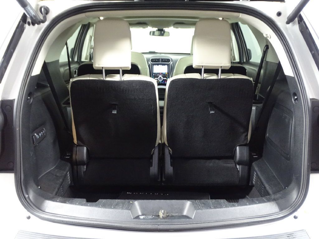Used 2018 Ford Explorer Platinum AWD/4WD image 18