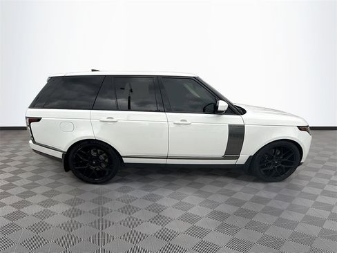 Used 2022 Land Rover Range Rover Westminster Edition image 9