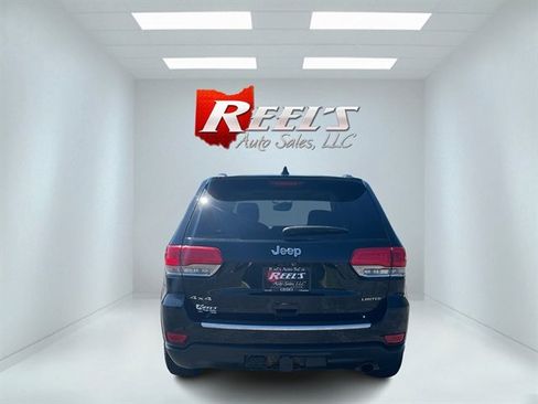 Used 2018 Jeep Grand Cherokee Limited w/ Luxury Group II AWD/4WD image 9