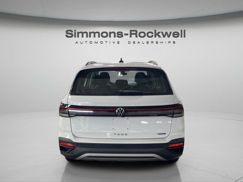 Used 2025 Volkswagen Taos S AWD/4WD image 4