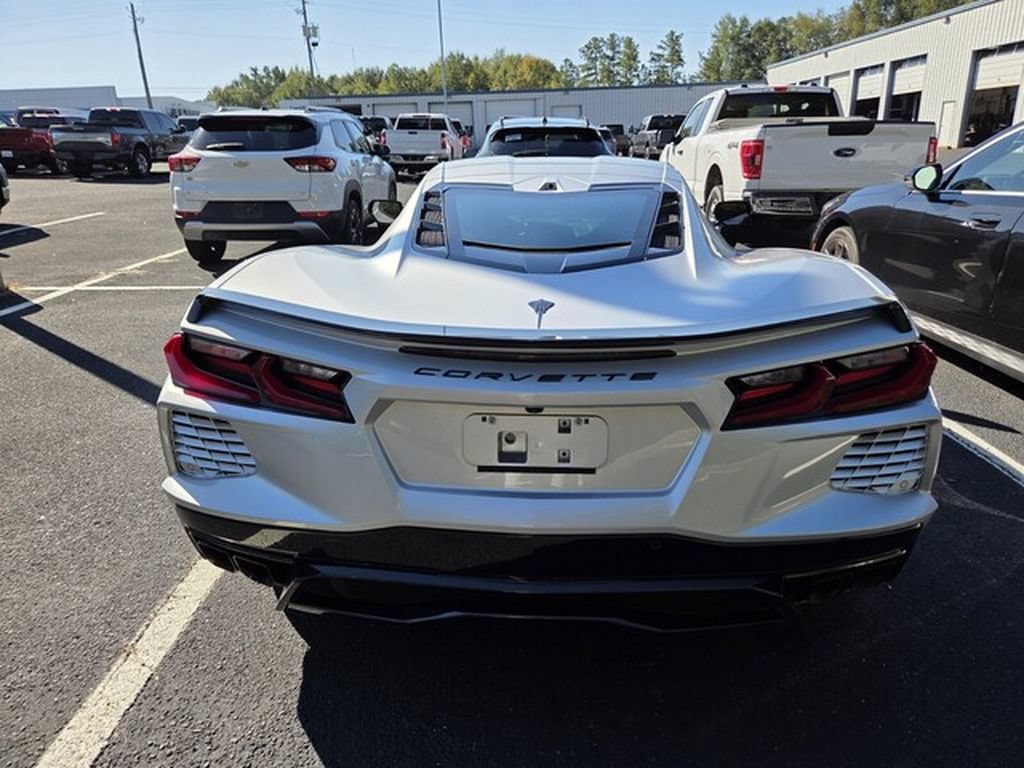 Used 2026 Chevrolet Corvette Stingray Preferred Cpe w/ 2LT RWD image 6