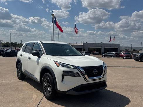 Certified 2023 Nissan Rogue S AWD/4WD image 1