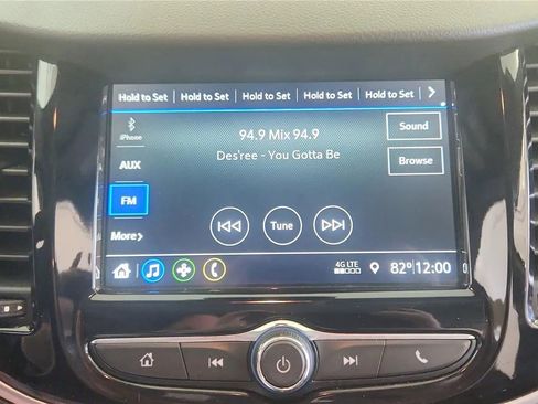 Used 2019 Chevrolet Trax LT w/ LT Convenience Package FWD image 27