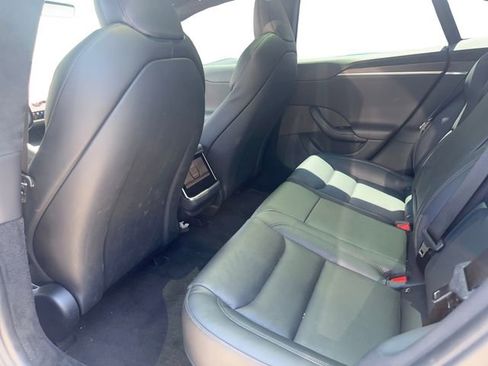 Used 2022 Tesla Model S image 7
