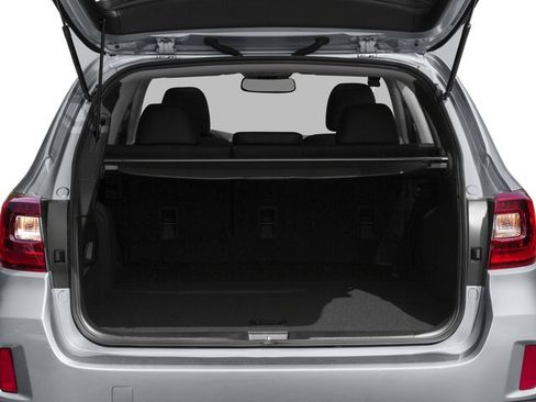 Used 2016 Subaru Outback 2.5i Limited image 12