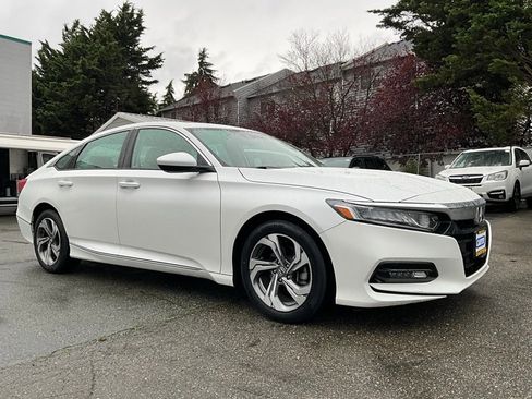 Used 2019 Honda Accord EX image 2