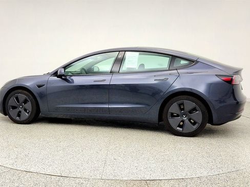 Used 2023 Tesla Model 3 Standard Range RWD image 8