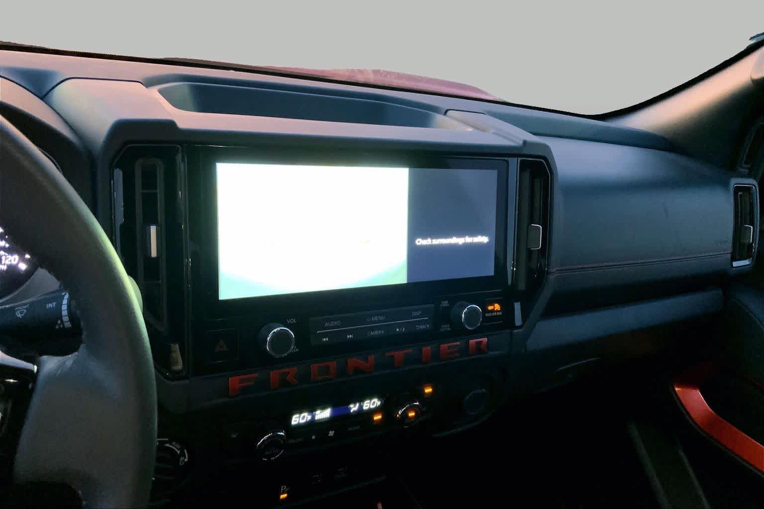 Used 2025 Nissan Frontier PRO-4X AWD/4WD image 26