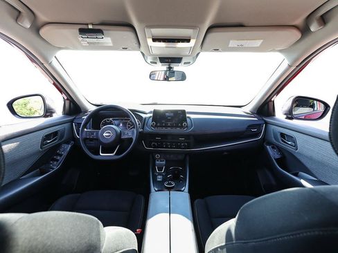 Used 2023 Nissan Rogue S AWD/4WD image 24