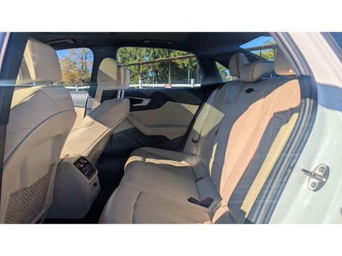 Used 2022 Audi A4 2.0T Premium Plus image 18