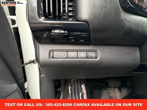 Used 2025 Nissan Pathfinder SV image 20