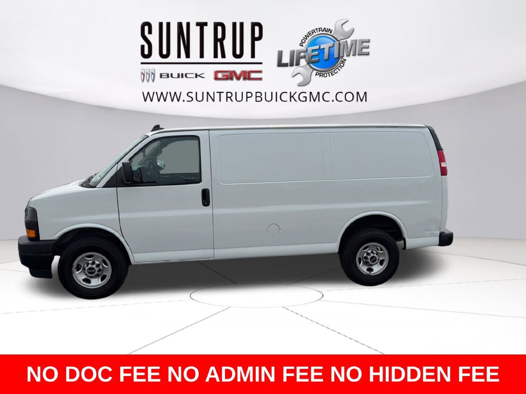 Used 2020 GMC Savana 3500 w/ Driver Convenience Package RWD image 3