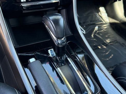 Used 2017 Honda Accord Sport image 25