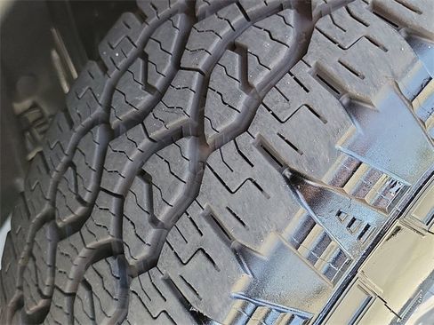 Used 2025 Ford Ranger XLT w/ FX4 Off-Road Package image 26