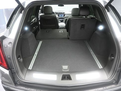 Used 2025 Cadillac XT5 Premium Luxury FWD image 24