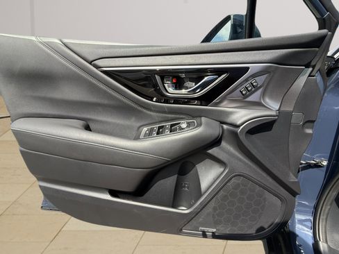 Used 2023 Subaru Outback Limited image 24