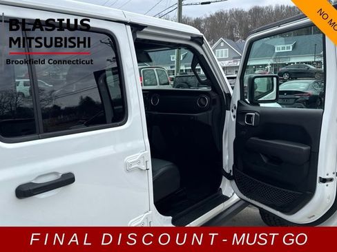 Used 2020 Jeep Gladiator Rubicon image 13