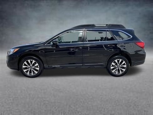 Used 2016 Subaru Outback 2.5i Limited image 2