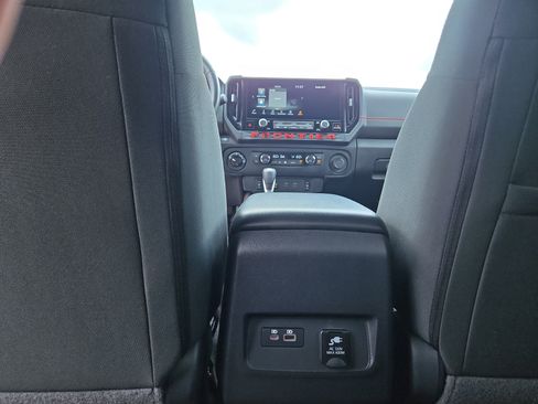 Used 2025 Nissan Frontier PRO-4X w/ Pro Convenience Package AWD/4WD image 20