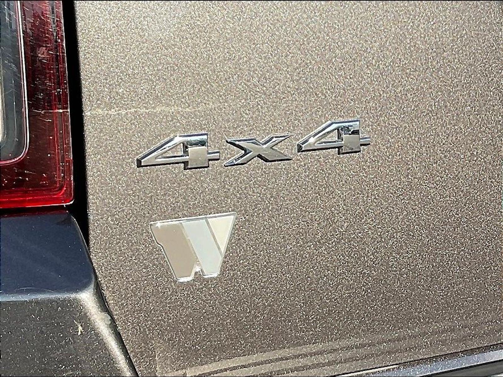 Used 2017 Jeep Compass Latitude AWD/4WD image 24