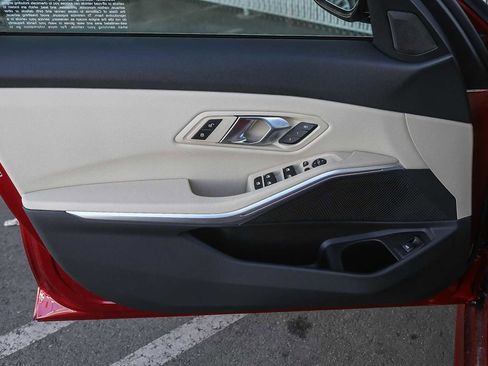 Used 2025 BMW 330i xDrive Sedan image 17