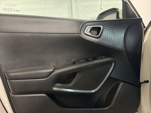 Used 2022 Kia Soul GT-Line image 21