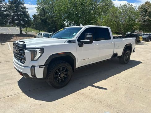 Used 2024 GMC Sierra 2500 AT4 w/ AT4 Premium Plus Package AWD/4WD image 31