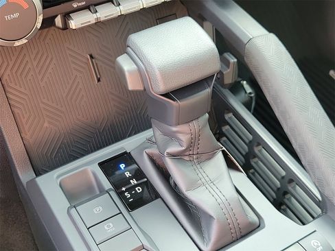 New 2026 Toyota Tacoma SR5 image 25