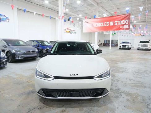 Used 2022 Kia EV6 Wind image 3