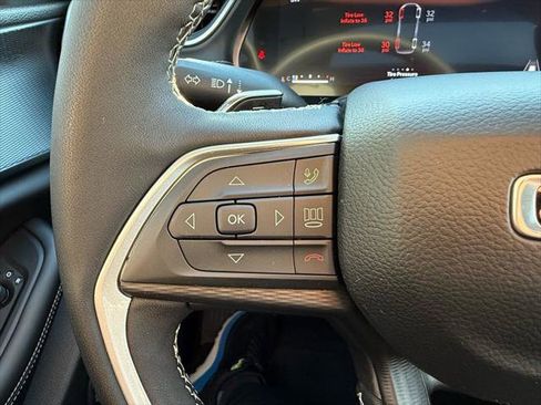 Certified 2025 Jeep Grand Cherokee L Altitude image 16