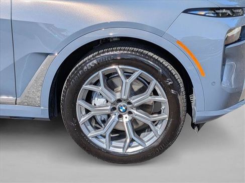 Used 2026 BMW X7 xDrive40i AWD/4WD image 26