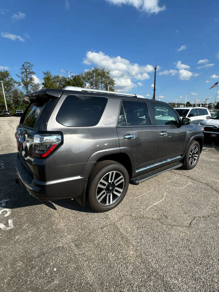 Used 2023 Toyota 4Runner Limited AWD/4WD image 20
