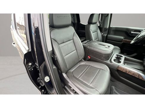 Certified 2021 GMC Sierra 1500 Denali w/ Denali Carbonpro Edition AWD/4WD image 32