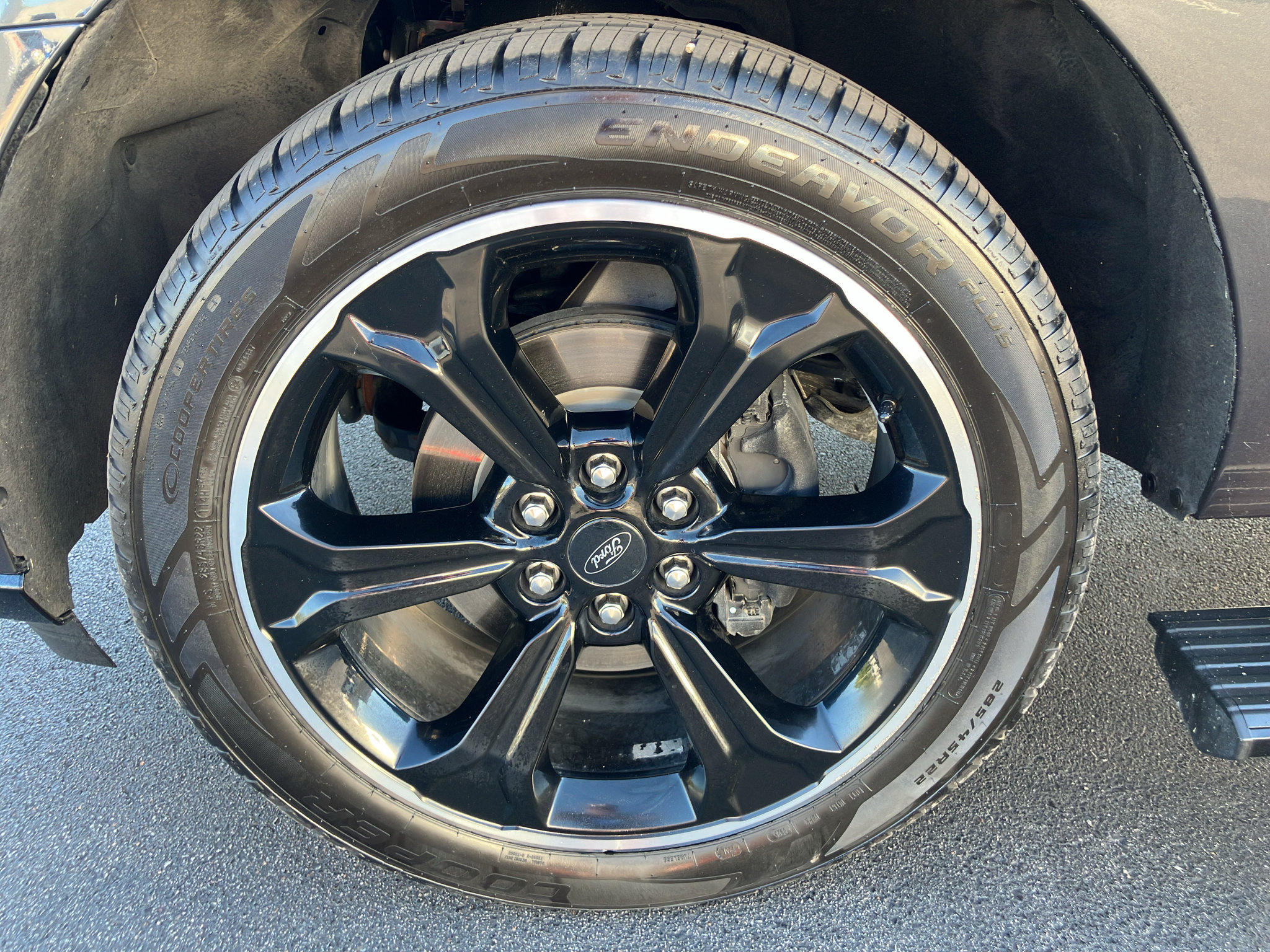 Used 2023 Ford Expedition Limited AWD/4WD image 11