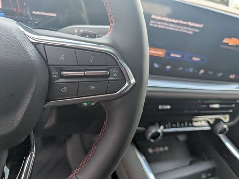 New 2026 Chevrolet Suburban RST AWD/4WD image 17
