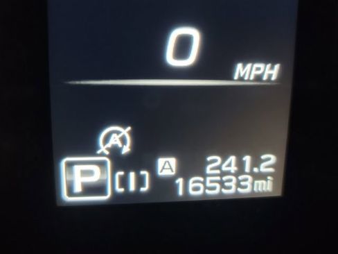 Used 2024 Subaru Crosstrek 2.5i Limited AWD/4WD image 14