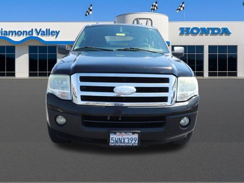 Used 2007 Ford Expedition EL XLT RWD image 2