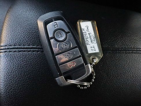 Used 2022 Ford Mustang Premium image 29