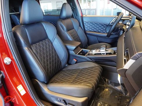 New 2026 Nissan Rogue Platinum image 12