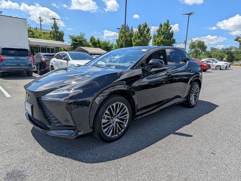Certified 2023 Lexus RZ 450e Premium w/ Accessory Package (2T) AWD/4WD image 7